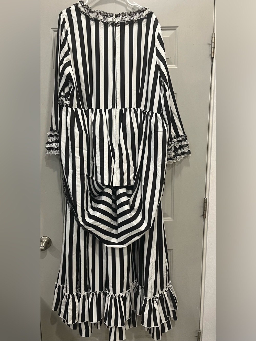 Sleepy Hollow Katrina Von Tassel costume. Black and white striped dress - Picture 6 of 7